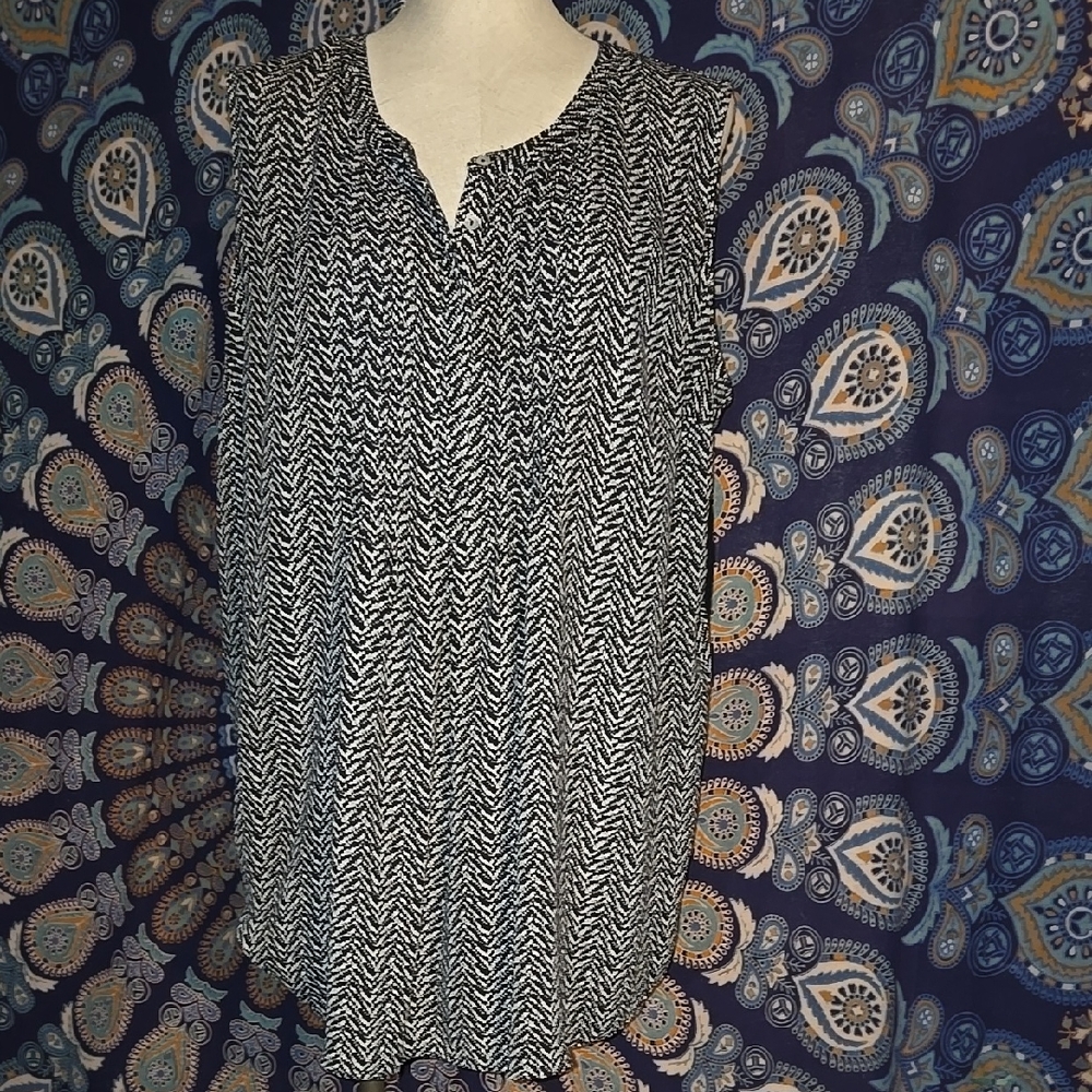 Daniel Rainn 2X Black/white Tank Blouse